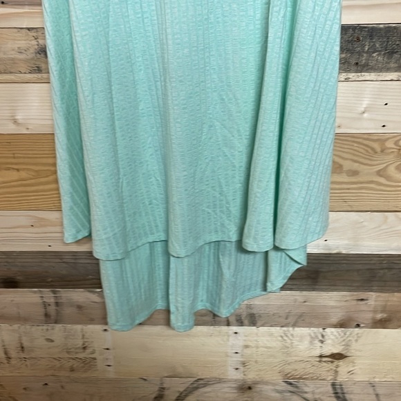 LulaRoe size Small Mint Green Short Sleeve Carly High-low Ribbed Dress - Picture 5 of 7
